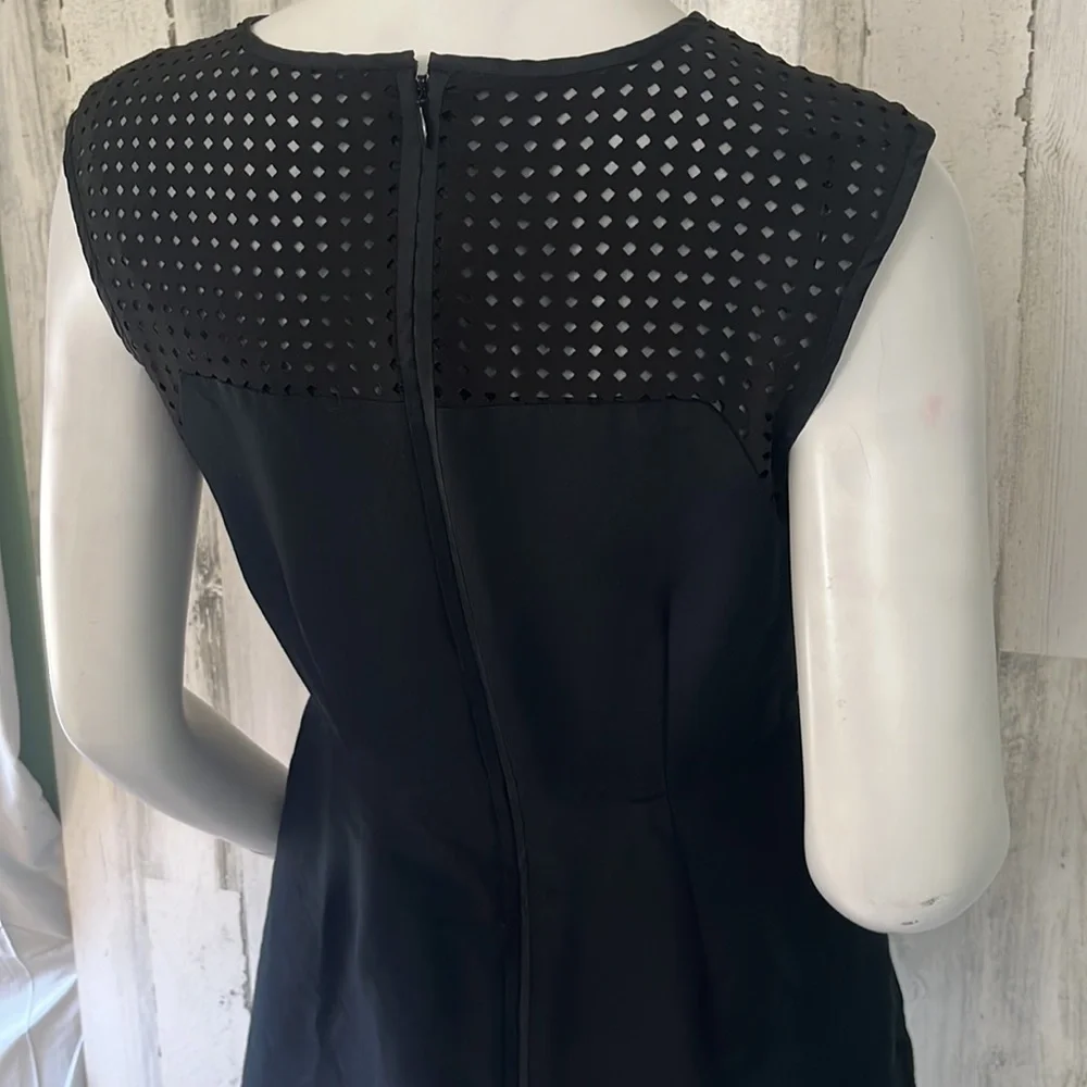 G1- small- Beautiful elegant J. Crew little black dress size 2